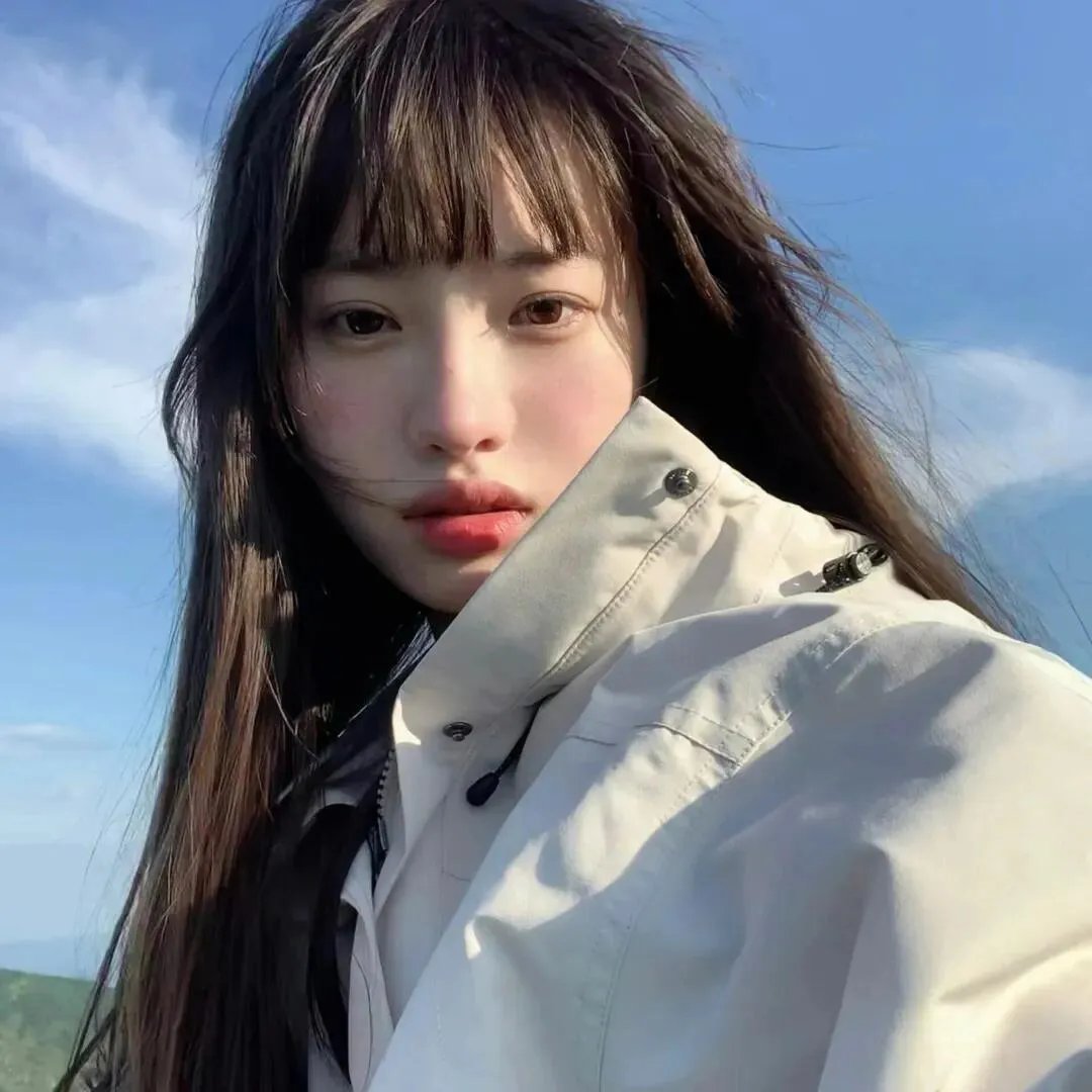 彩虹艳女
